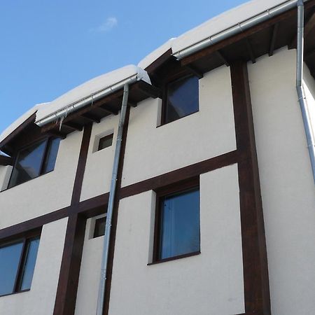 House Arirang Hotel Cherni Osum Exterior photo